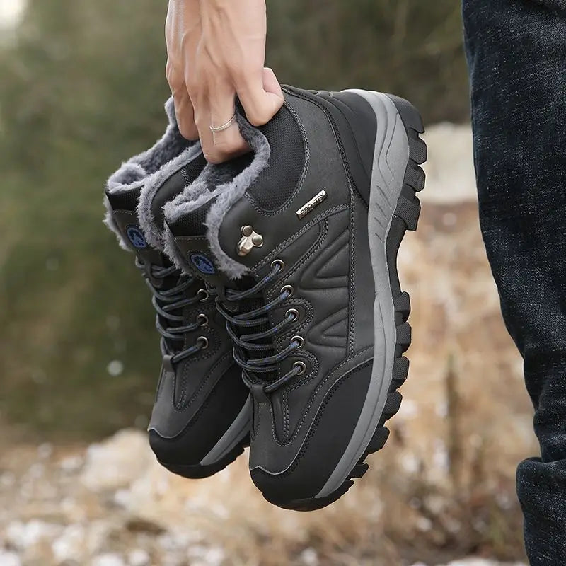 Men’s Winter Outdoor Hiking Shoes – Plush Insulated Lightweight Sneakers